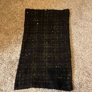 Plaid gold and black knit skirt size small